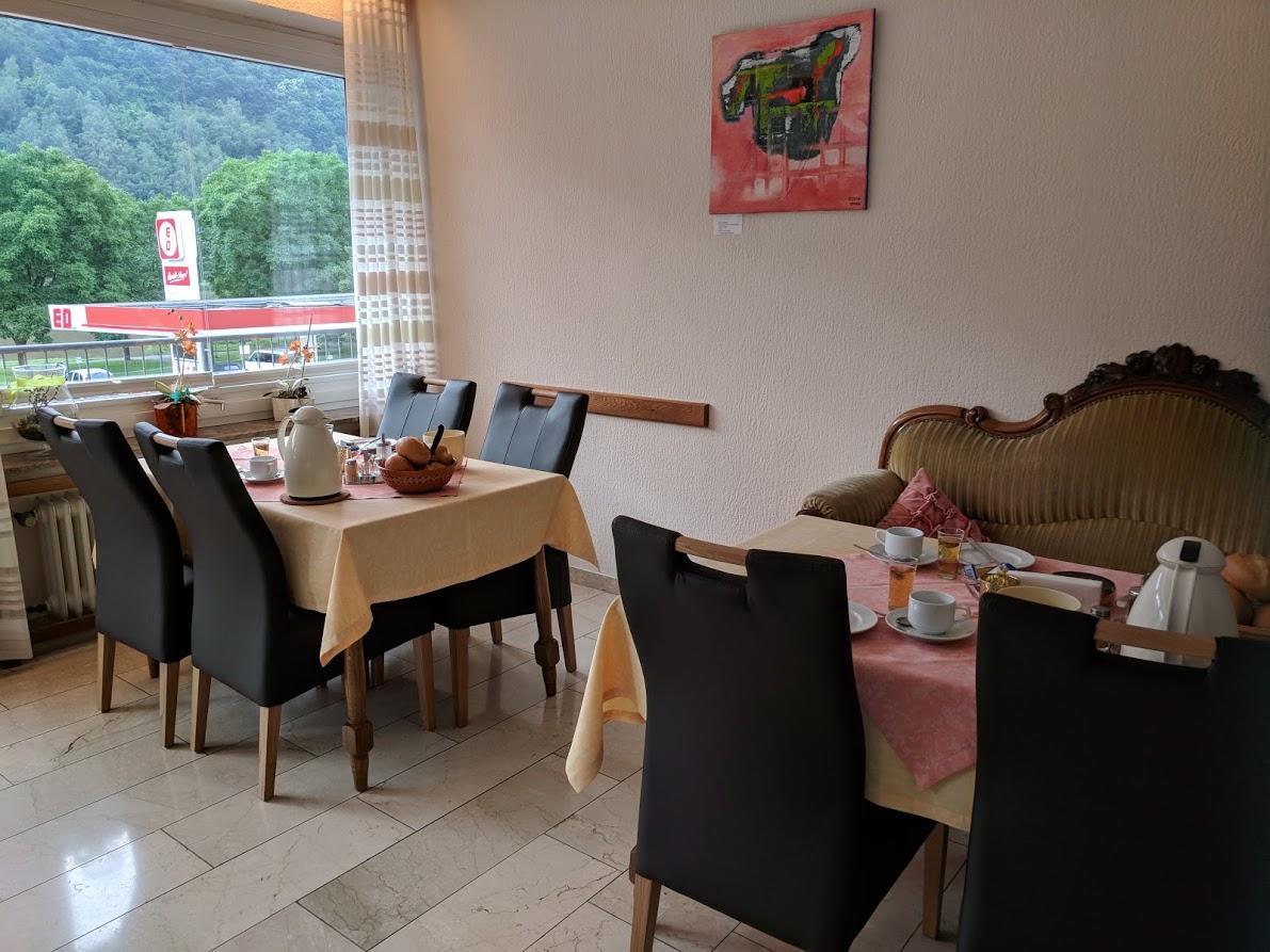 Wein- Und Gaestehaus St. Aldegundishof 장크트 알데군트 외부 사진